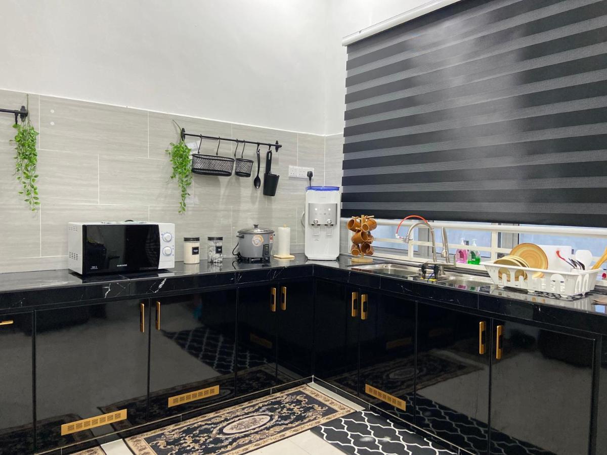 De Jara Guesthouse Dungun For Malay 외부 사진