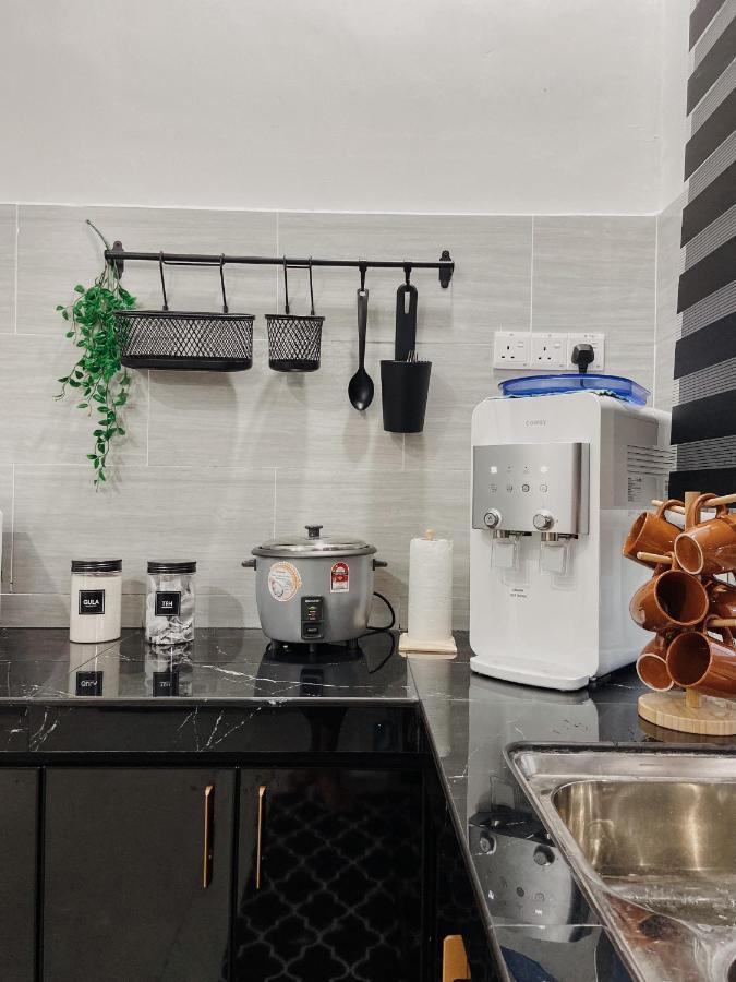 De Jara Guesthouse Dungun For Malay 외부 사진