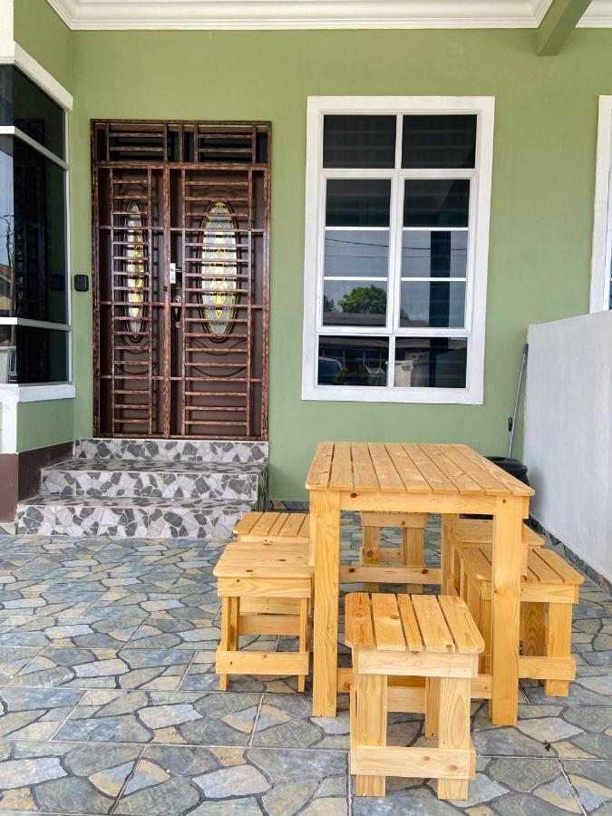 De Jara Guesthouse Dungun For Malay 외부 사진